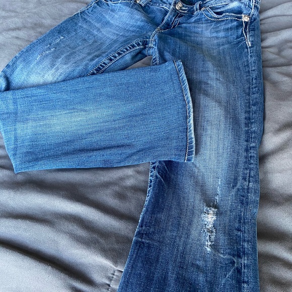 Miss Me Jeans - Picture 2 of 5